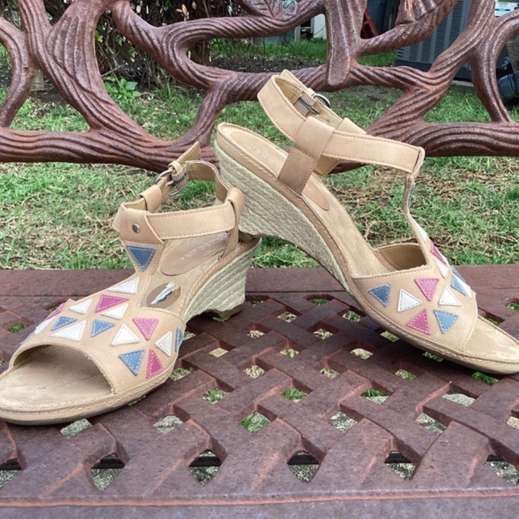 Aerosoles Leather T-Strap Jute Covered Kitten Heel Ankle Strap Open Toe Sandal - Picture 9 of 9